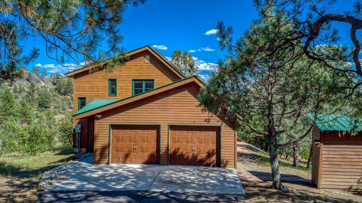 Pagosa Meadows IV House | PEACEFUL & PRIVATE 6+ ACRE PROPERTY WITH OUTSTANDING MOUNTAIN VIEWS!