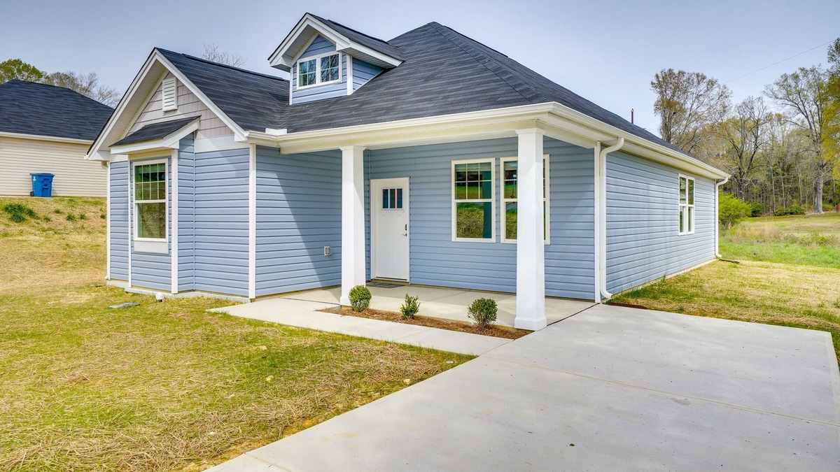 Ramseur House | Peaceful Ramseur Retreat w/ Spacious Yard!