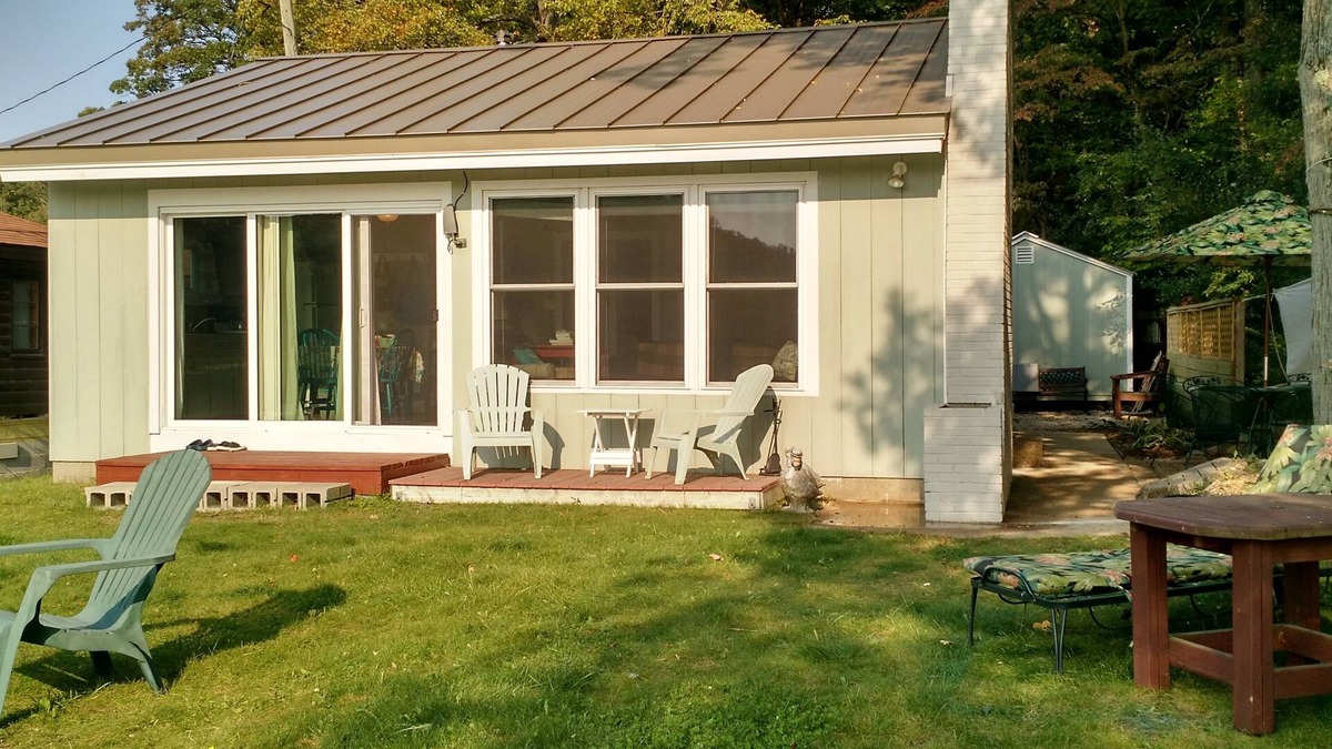 Delton Cottage | Peaceful, relaxing retreat
