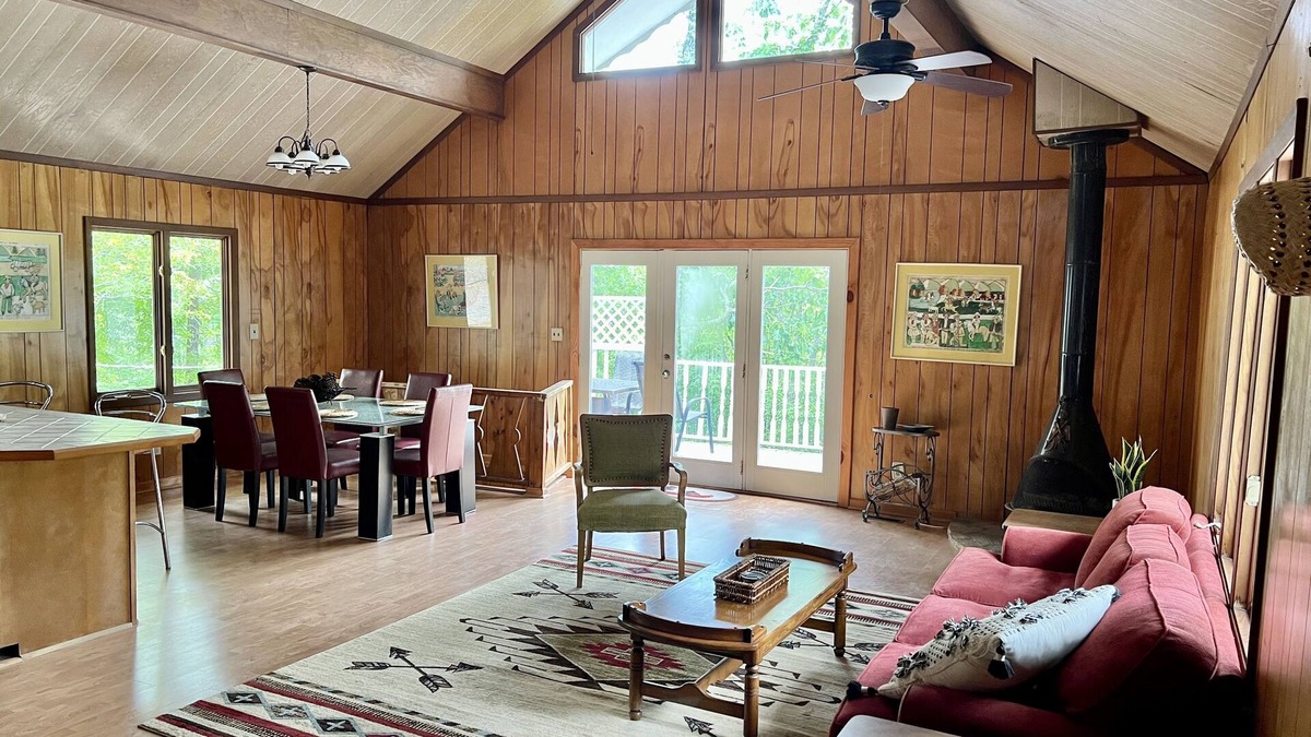 Warm Springs Cabin | Peaceful Retreat in the Heart of Nature on Pine Mountain in Warm Springs, Ga.