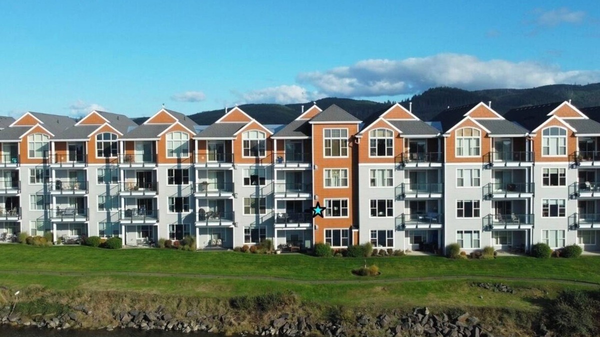 Seaside Condo | Peaceful, river front, 2-bedroom condo with WiFi in Seaside