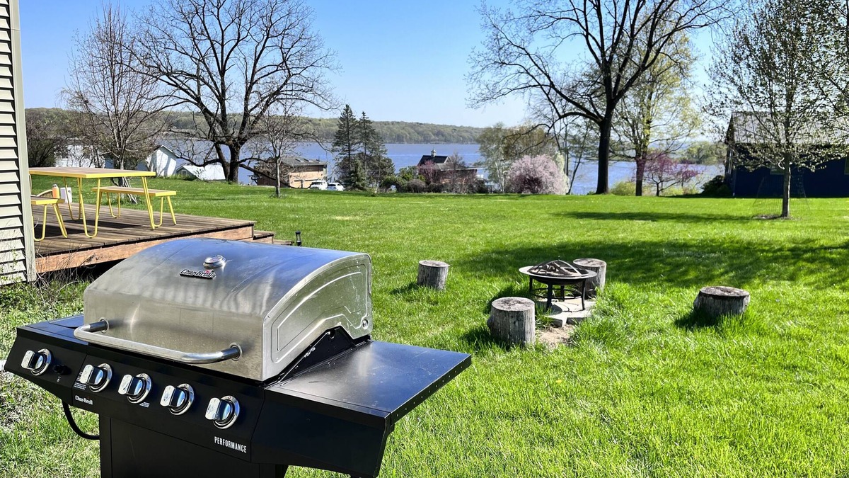 Catskill House | Peaceful River Retreat with Fireplace & Panoramic Views