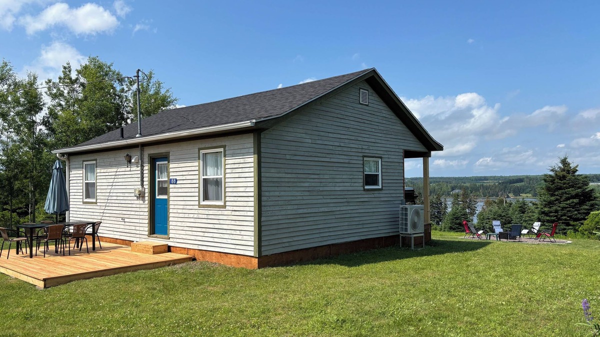 Souris Cottage | Peaceful river view cottage close to world class sandy beaches