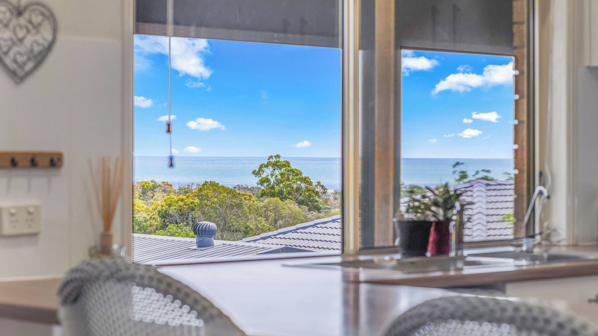 Craignish House | Peaceful Seaside Haven - pets by approval