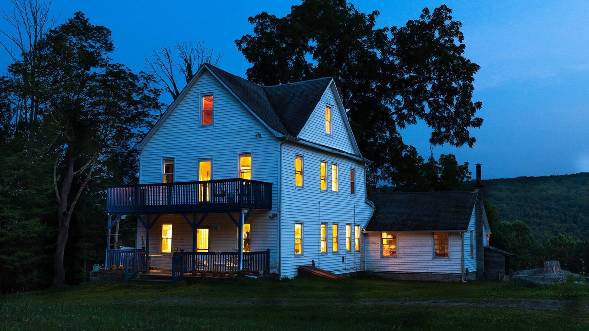 Mountain Dale House | Peaceful, Secluded, Sunny 6+ Bedroom on 187 Acres in delightful Mountain Dale