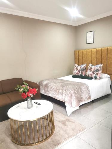 Sasolburg House | Peaceful Stay - Suite 5