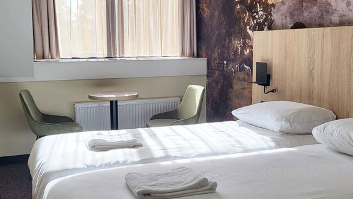 Eerbeek House | Peaceful Stay with Woodland Views, Perfect for Couples & Nature Walks
