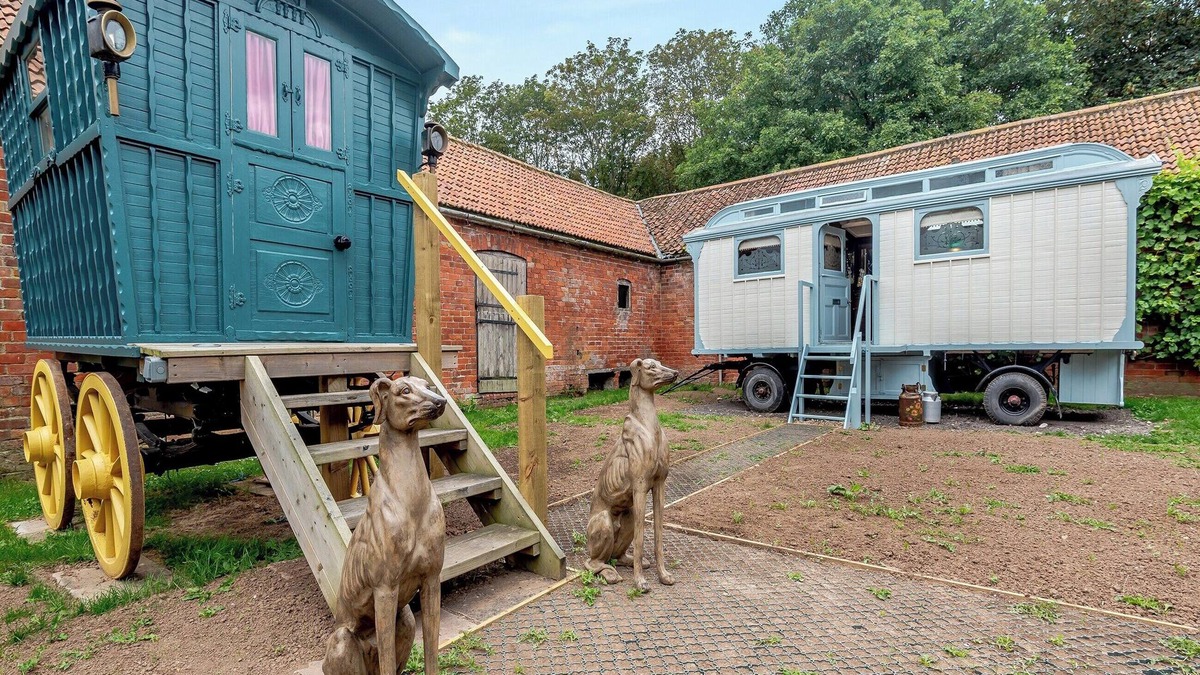 Grimsby Cottage | Peaceful Travelers Rest - UK44790