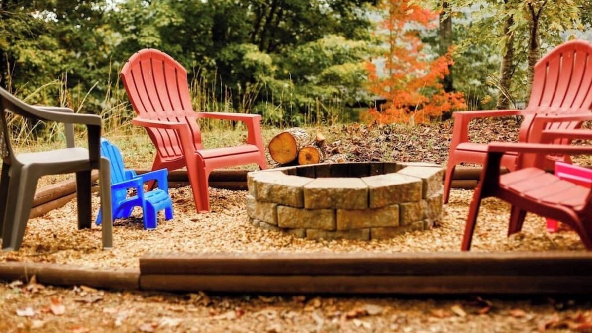 Mineral Bluff Cabin | Peaceful Trinity Hills Cabin | Arcades-Hot Tub-Easy Drive