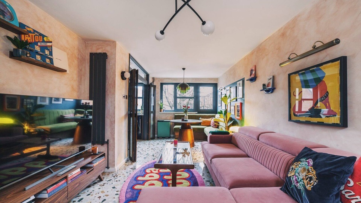 Islington Apartment | Peaceful & Unique Maisonette in Central London