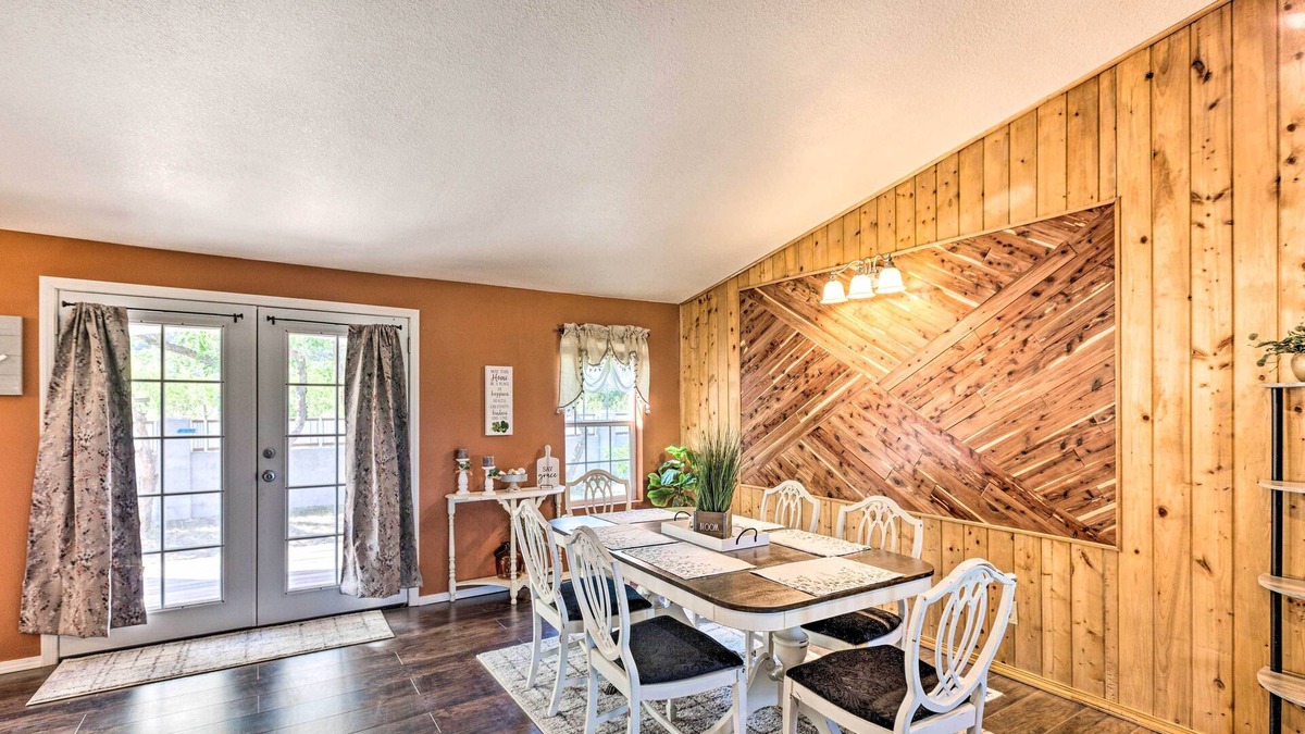Vadito House | Peaceful Vadito Family Home Near Taos Valley!