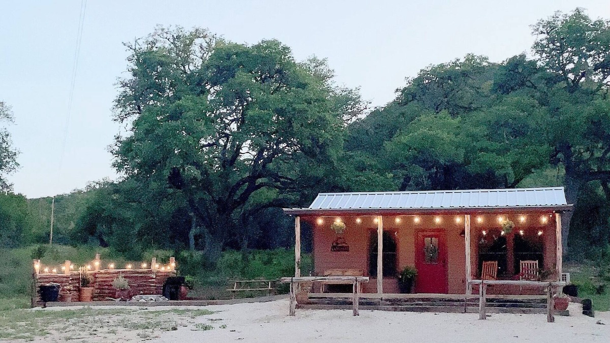 Rio Frio Cabin | Peaceful Vaquero Cabin