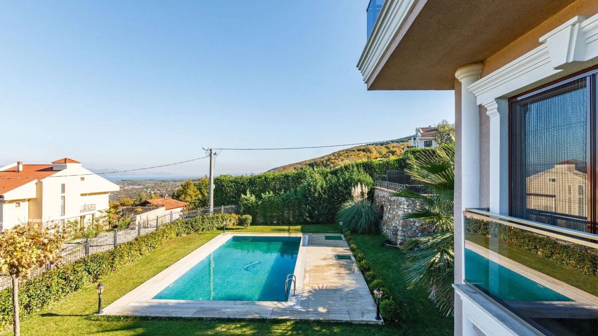 Masukiye Villa | Peaceful Villa with a Garden in Kartepe near Sapanca