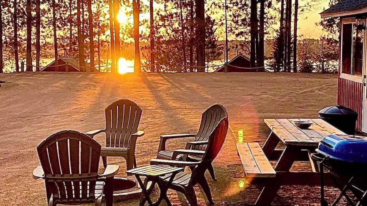 St Germain Cabin | Peaceful Waters Cabin Sleeps 4