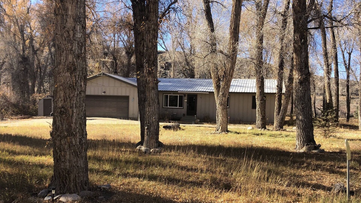 Gunnison House | Peaceful wooded retreat on 1.4 acres! River Access, Fire Pit, Dog Friendly!