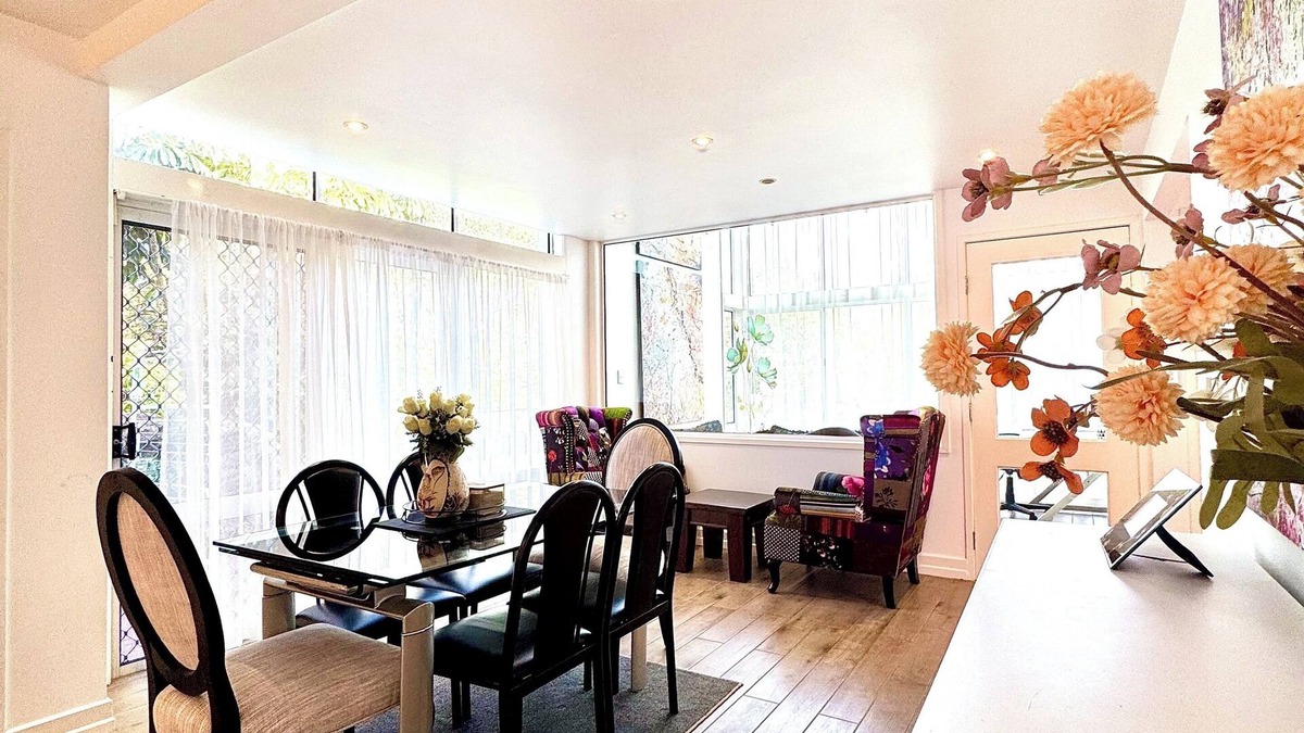 Daisy Hill House | Peaceful Woodland Suite