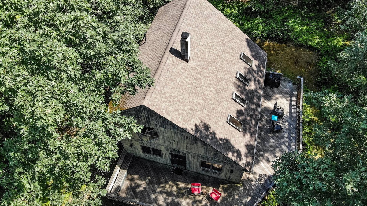 Cochecton House | Peaceful woodsy retreat with stream and hiking on property/near Bethel Woods