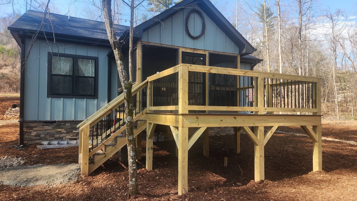 Marion House | Peacefull River Home