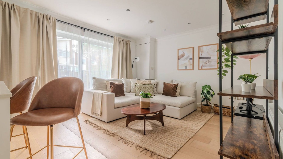 Dulwich Apartment | Peacefully set 2BR Apt near Beautiful Dulwich Park