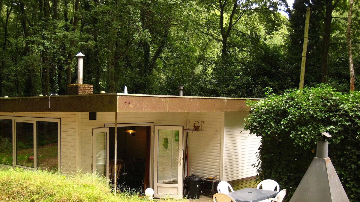 Dilsen-Stokkem Ski Chalet | Peacefully situated chalet surrounded by woods