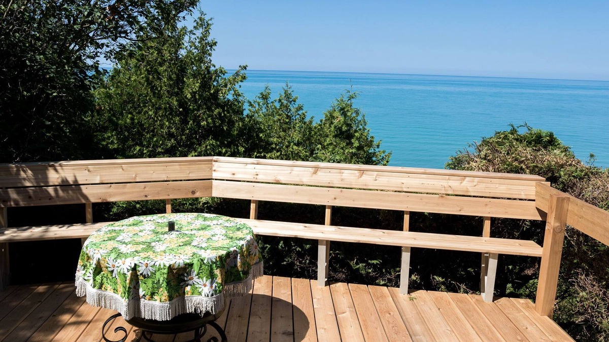 Bluewater Cottage | Peach of a private beach! Waterfront cliff cottage near Bayfield