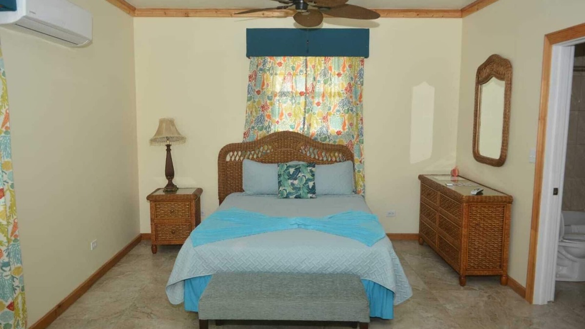 Rolleville Villa | Peach Seaview