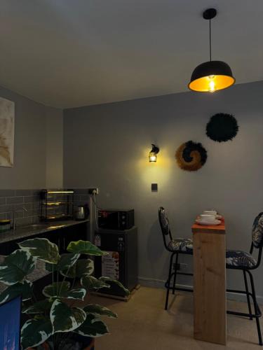 Ngara Apartment | Peacock blue