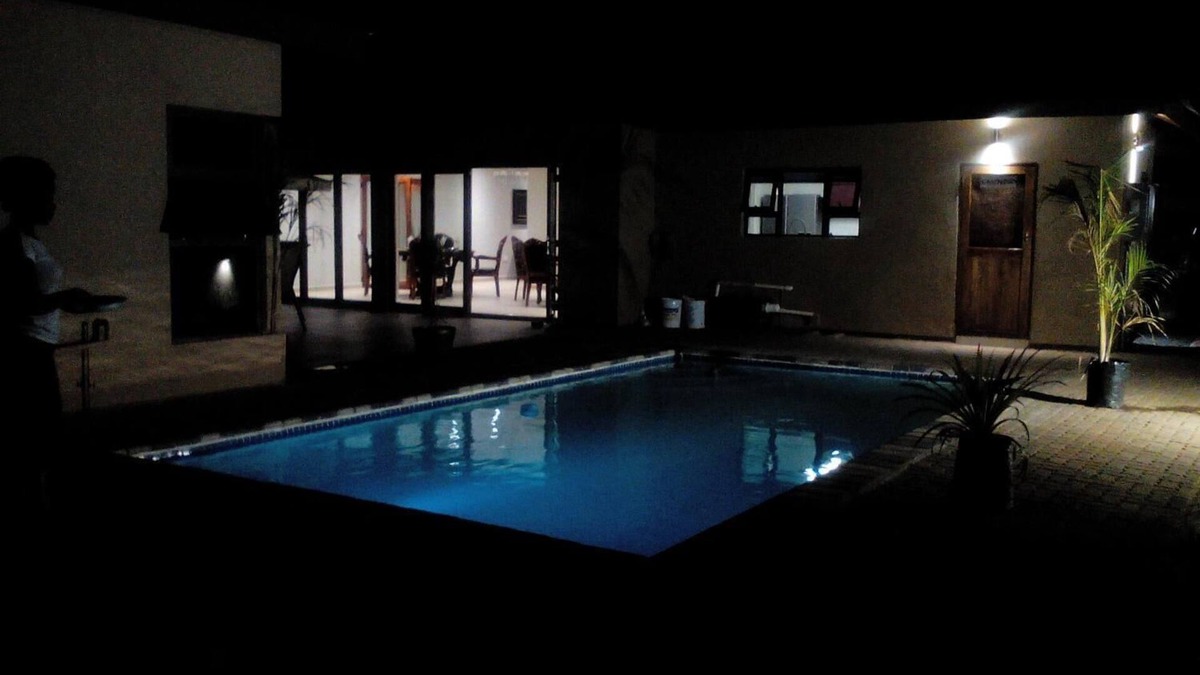 Palapye Bed & Breakfast | Peaconwood Boutique B&B
