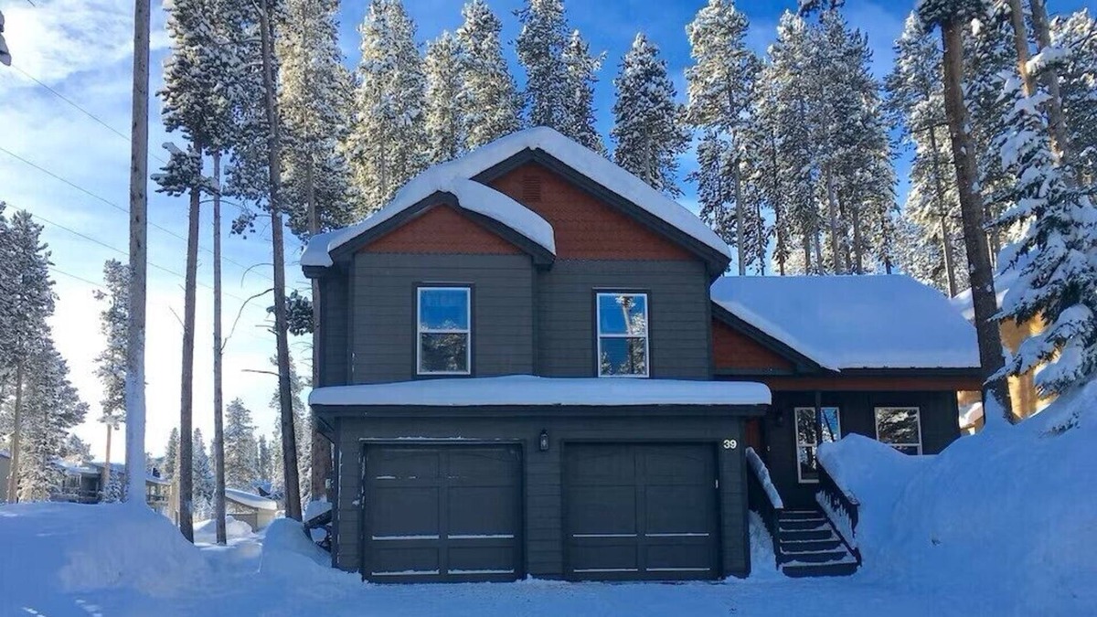 Boulder Ridge House | Peak 8 Convenience and Private Hot Tub