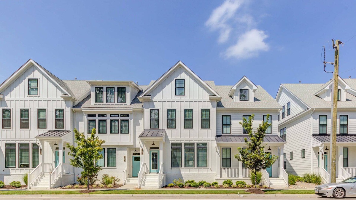 Northeast Virginia Beach House | Peak the Ocean from Primary Balcony | 4 Bedroom 3.5 Bath Vacation Home