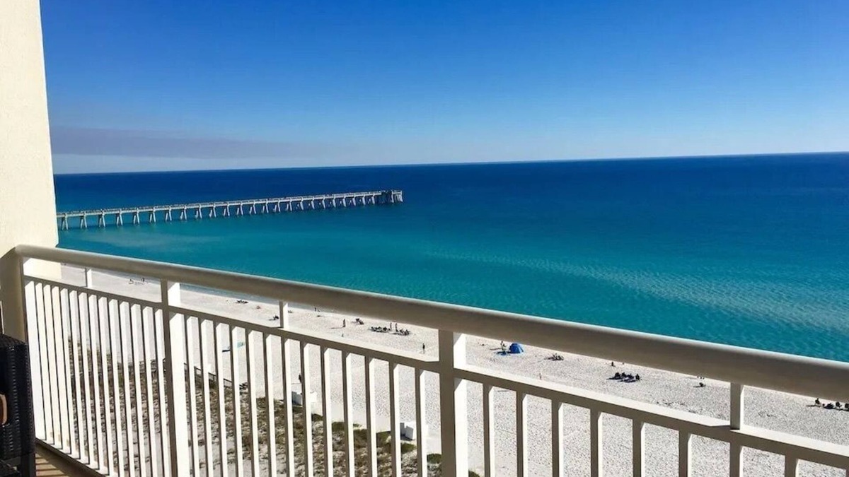 Navarre Beach Condo | Pearl 1003 Sugar white sand and emerald waters