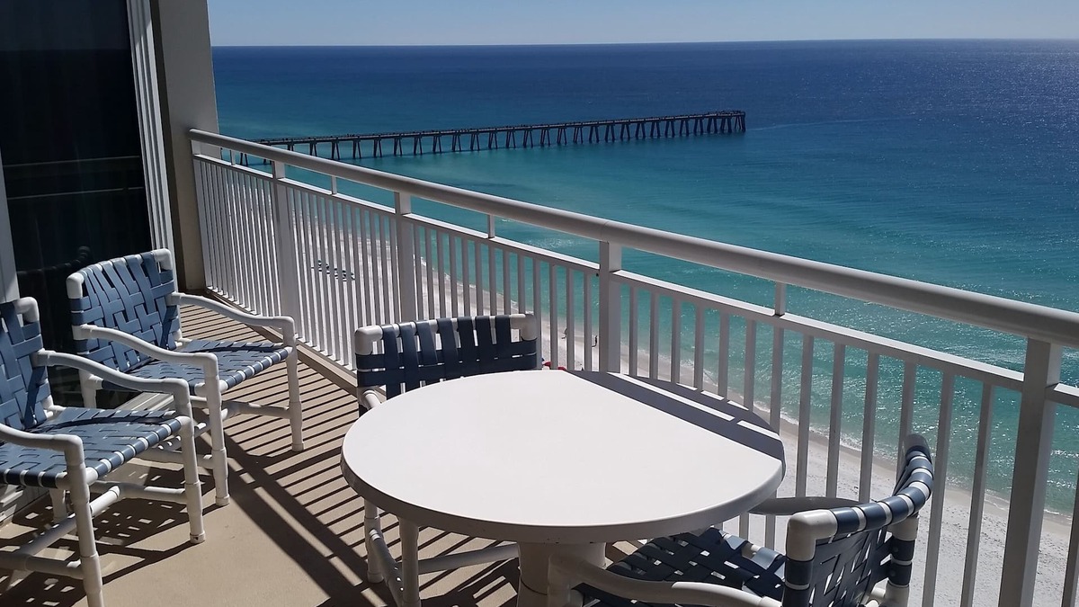 Navarre Beach Condo | Pearl 1605 Sugar White Sand & Emerald Waters! Beautiful Gulf Views!