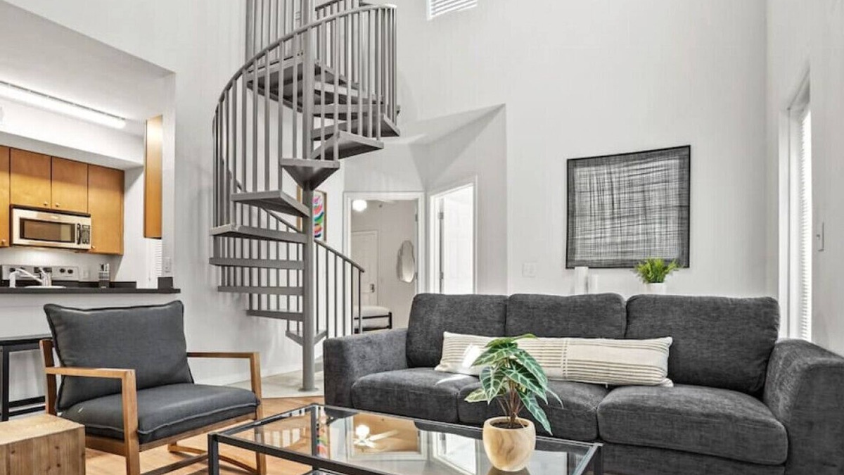 Pemberton Heights Apartment | Pearl #605 xxxxxxxxx