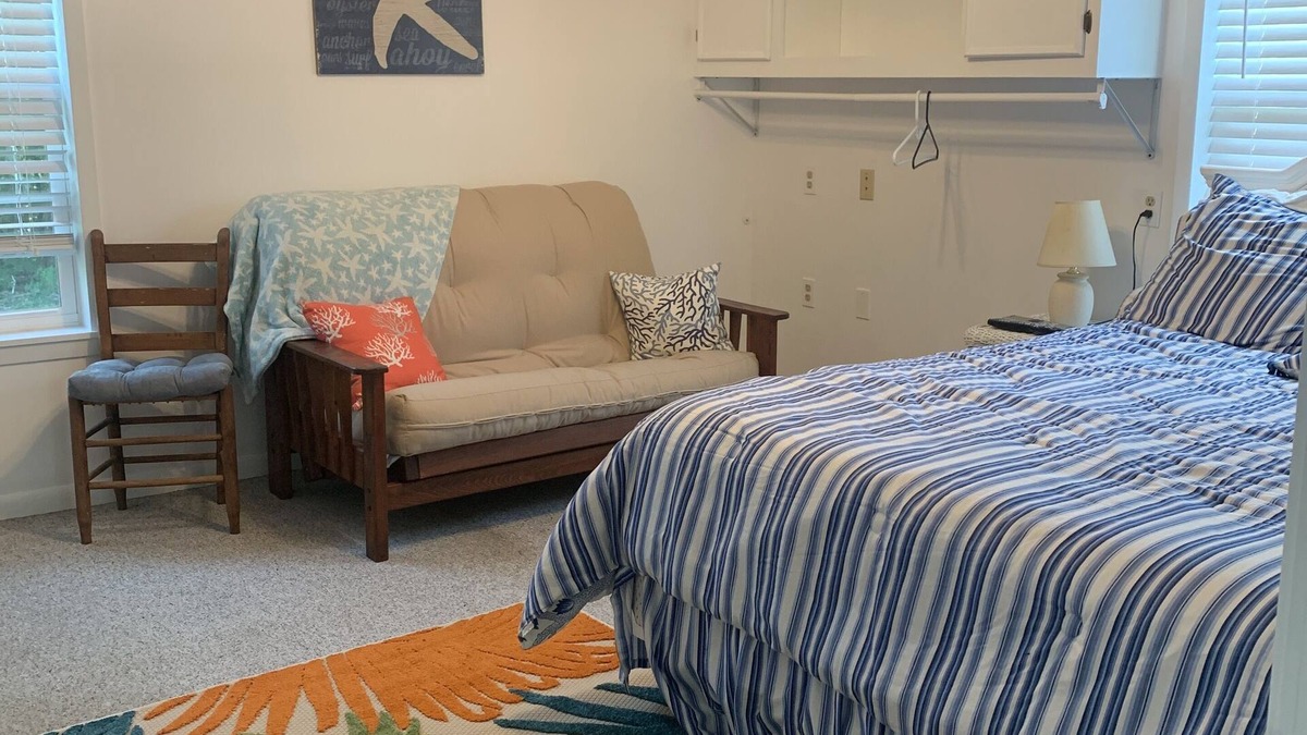 Long Mott Apartment | Pearl Apartment