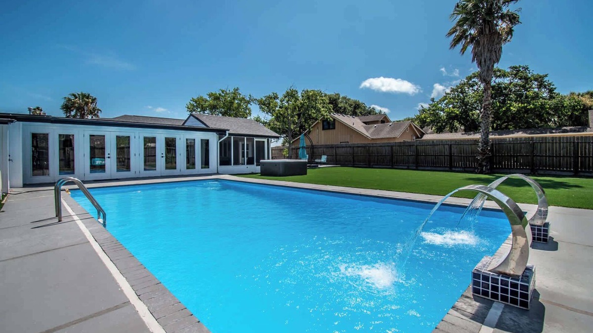 Bay Area House | Pearl Grand on Ocean