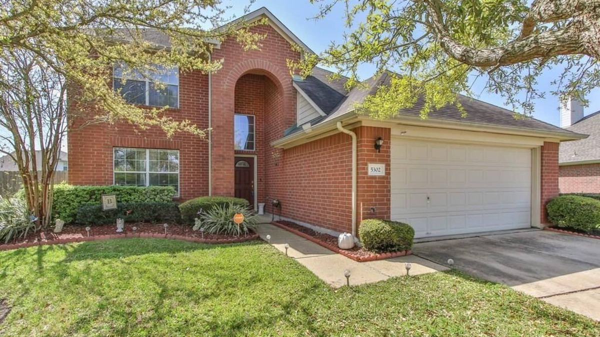 Pearland House | Pearl of Pearland - Minutes to Houston Downtown, Medical Center, NASA, Galveston