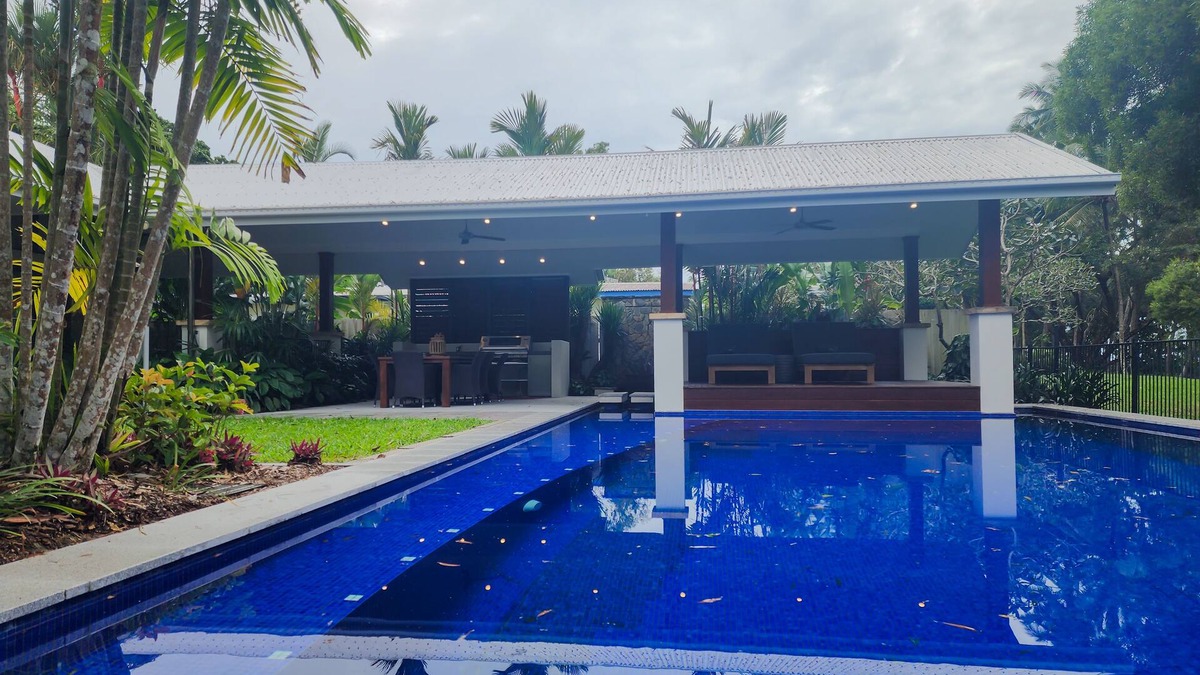 Newell House | Pearl on Newell Beach 26 Rankin Street, Newell Beach QLD 4873
