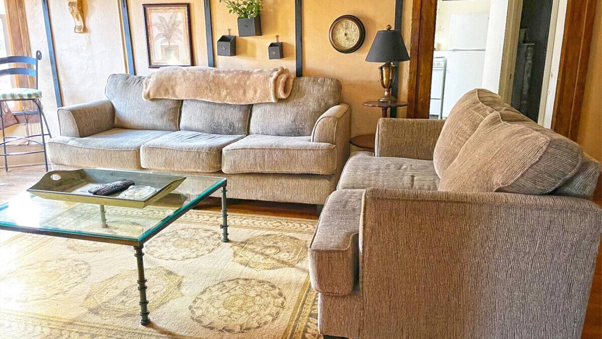 Coshocton Apartment | Pearl's Place in heart of Historic Roscoe Village