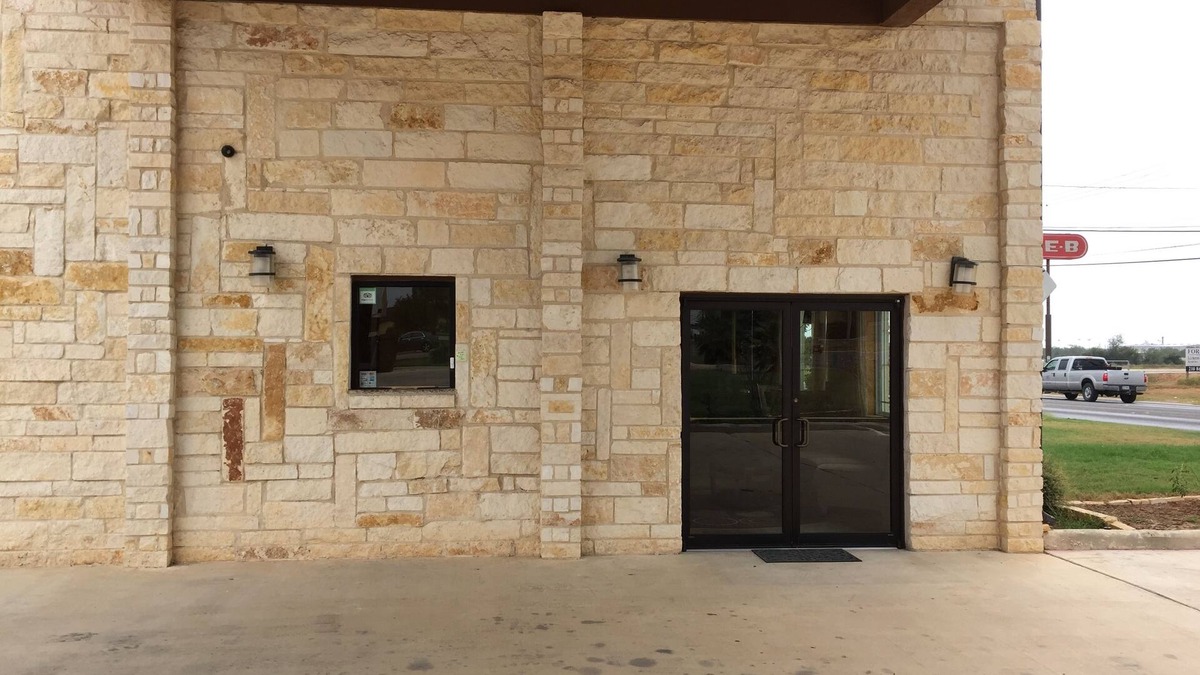 Pearsall Hotel | Pearsall Inn & Suites