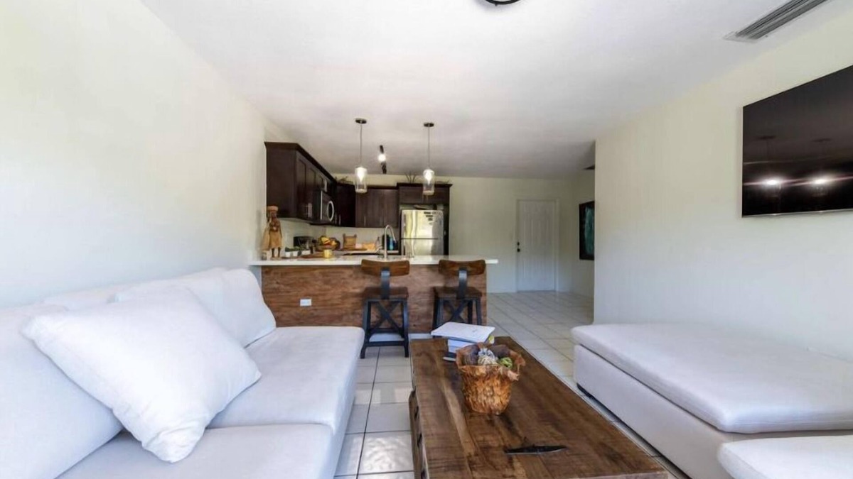Marathon Apartment | Pebble Beach