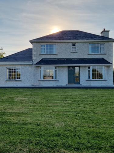 Inishmacatreer House | Pebble Dash House