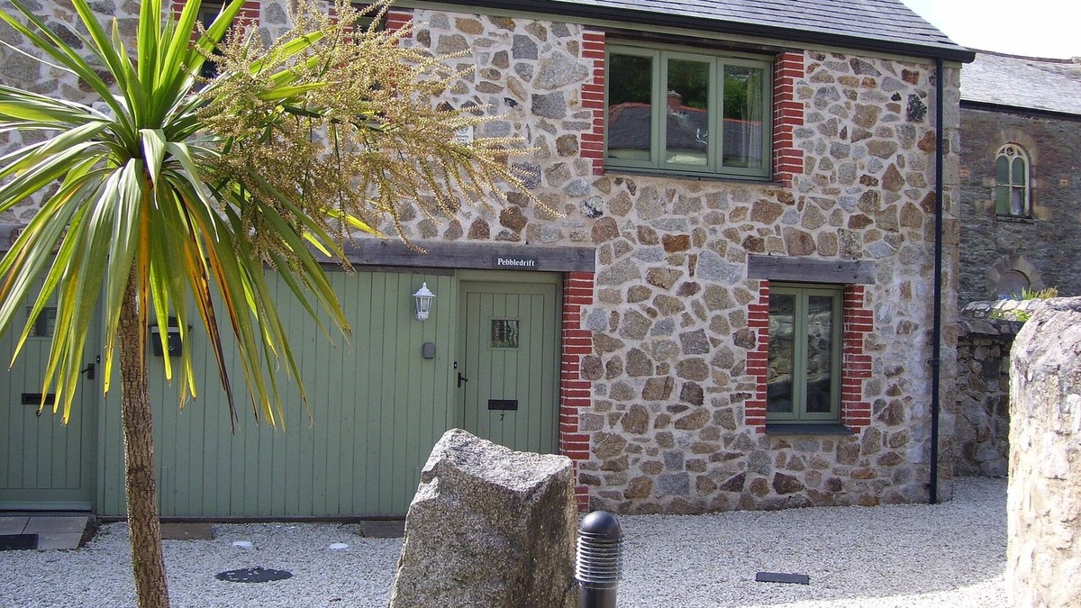 Charlestown Cottage | Pebbledrift Cottage - A Beautiful, Granite Fronted, Self Catering Cottage