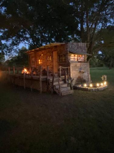 Huntsville House | Pecan Grove Cabin