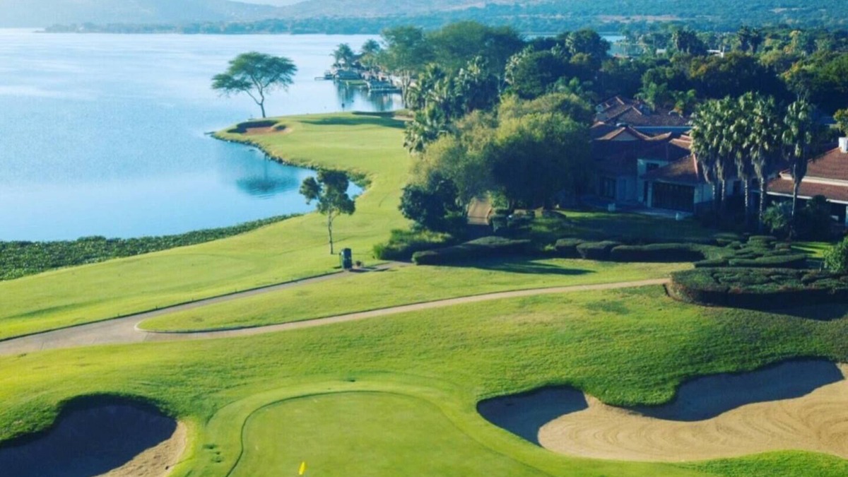 Hartbeespoort Villa | Pecanwood Villa Hartbeespoort dam