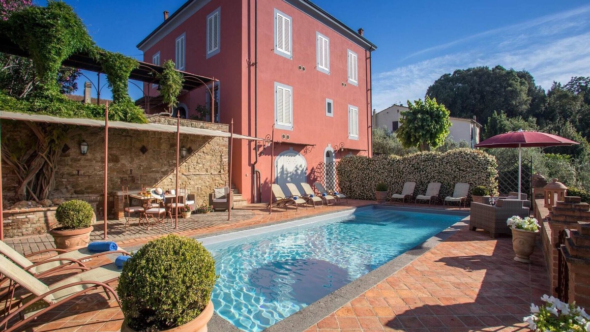 Fabbrica Villa | Peccioli Villa Retreat