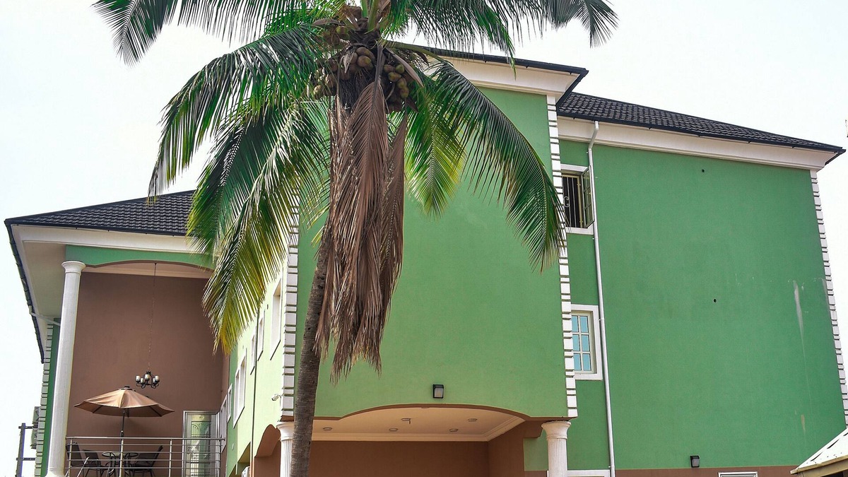 Ogbomosho House | Pectoria Guesthouse
