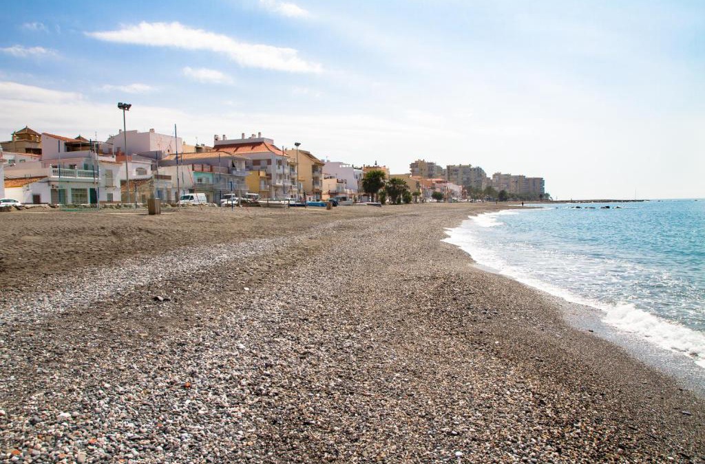 Caleta de Velez Apartment | Pedersen Apartment Playa