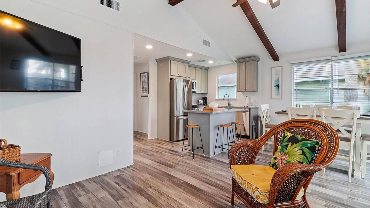 Jamaica Beach Cottage | Peggy's Hideaway