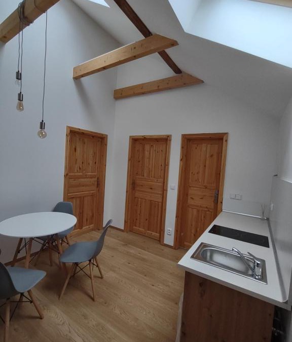 Zeleznice Apartment | Pekloveské Apartmány v Českém Ráji