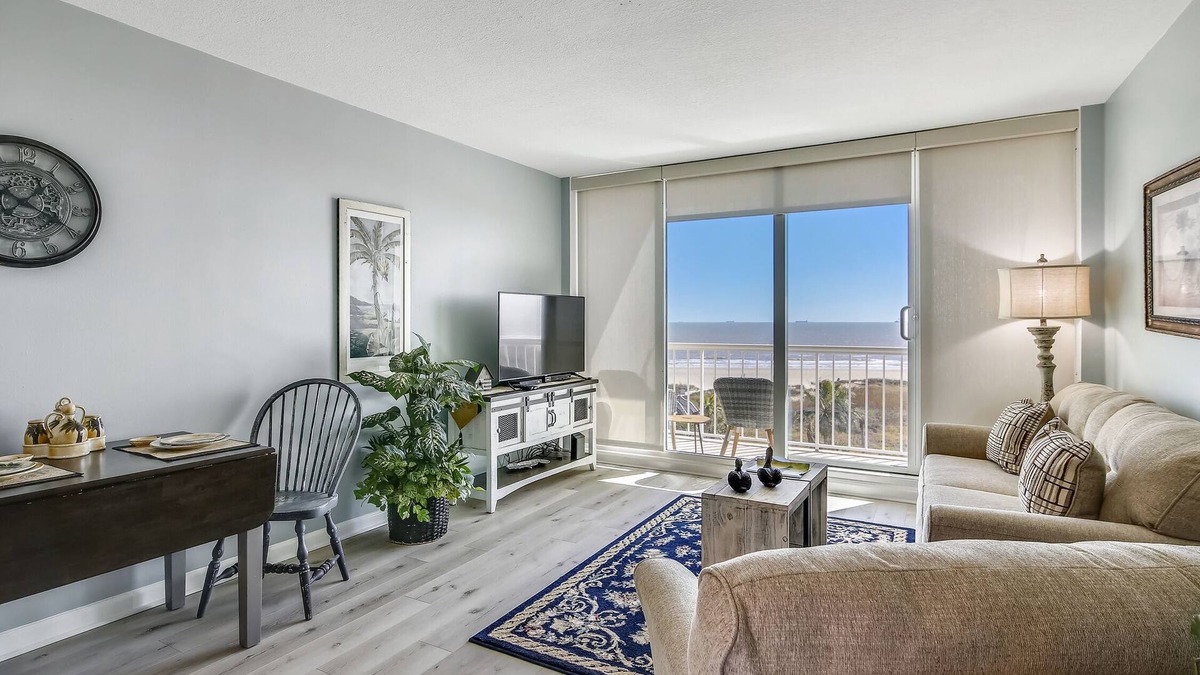 Galveston Condo | Pelican Pathway | Beachfront, Gorgeous Views!